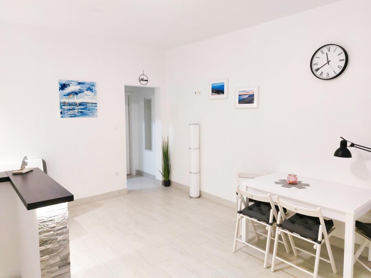 Apartment Bol - Sea, Sand And Happiness Екстериор снимка