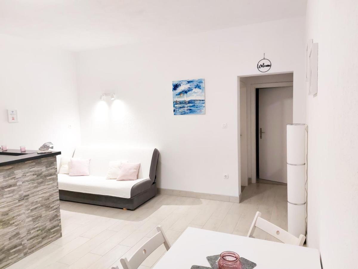 Apartment Bol - Sea, Sand And Happiness Екстериор снимка